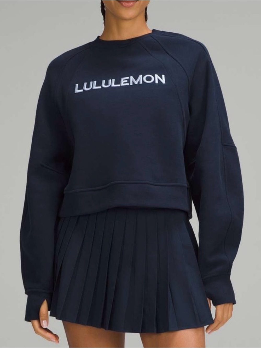 Lululemon Scuba Oversized Pullover
Wordmark, Navy XS/S, Excellent condition